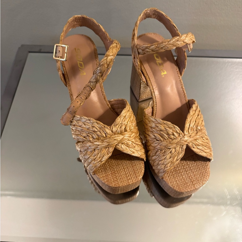 Soda Women's Tan Espadrille Wedges- brand new! Never worn
